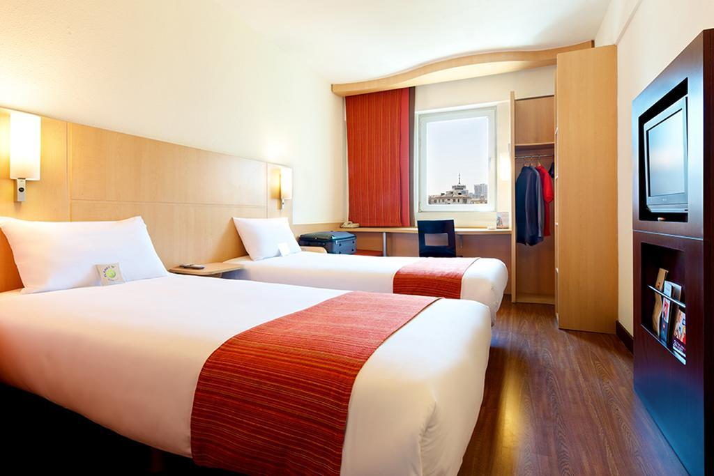 Ibis Ningbo Qianhu Plaza Hotel Zewnętrze zdjęcie