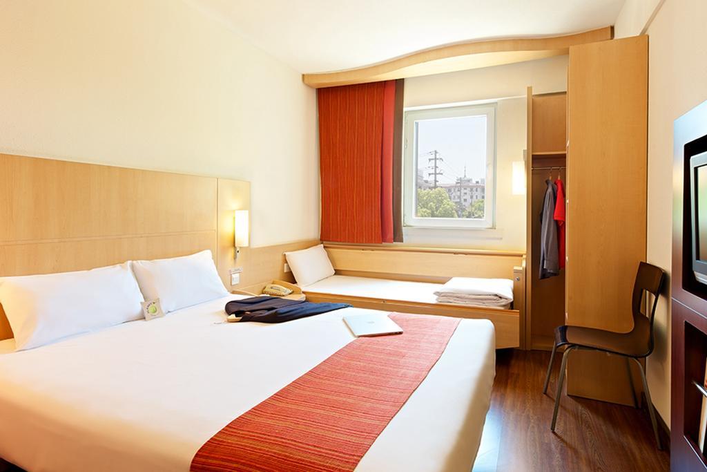 Ibis Ningbo Qianhu Plaza Hotel Zewnętrze zdjęcie