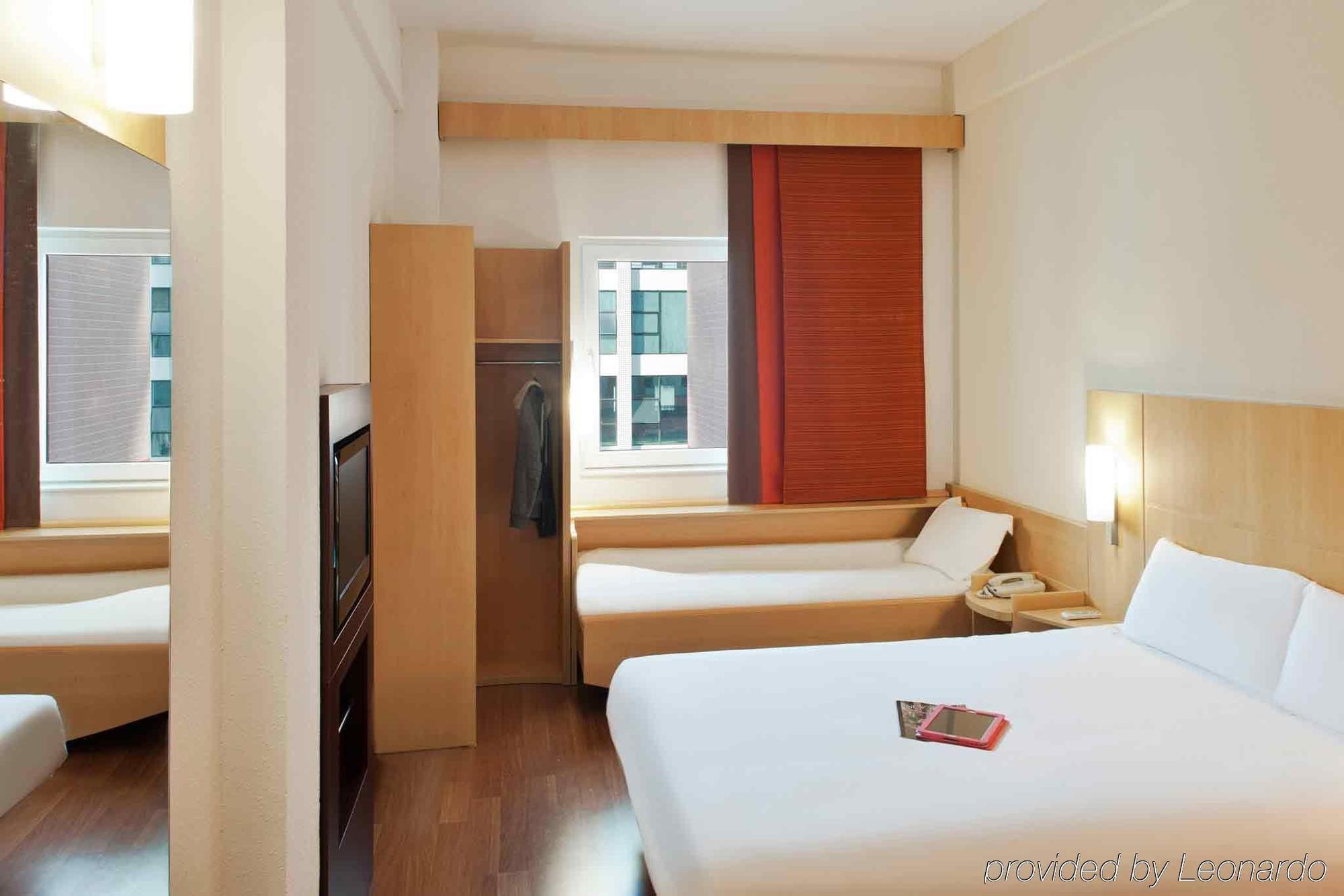 Ibis Ningbo Qianhu Plaza Hotel Zewnętrze zdjęcie