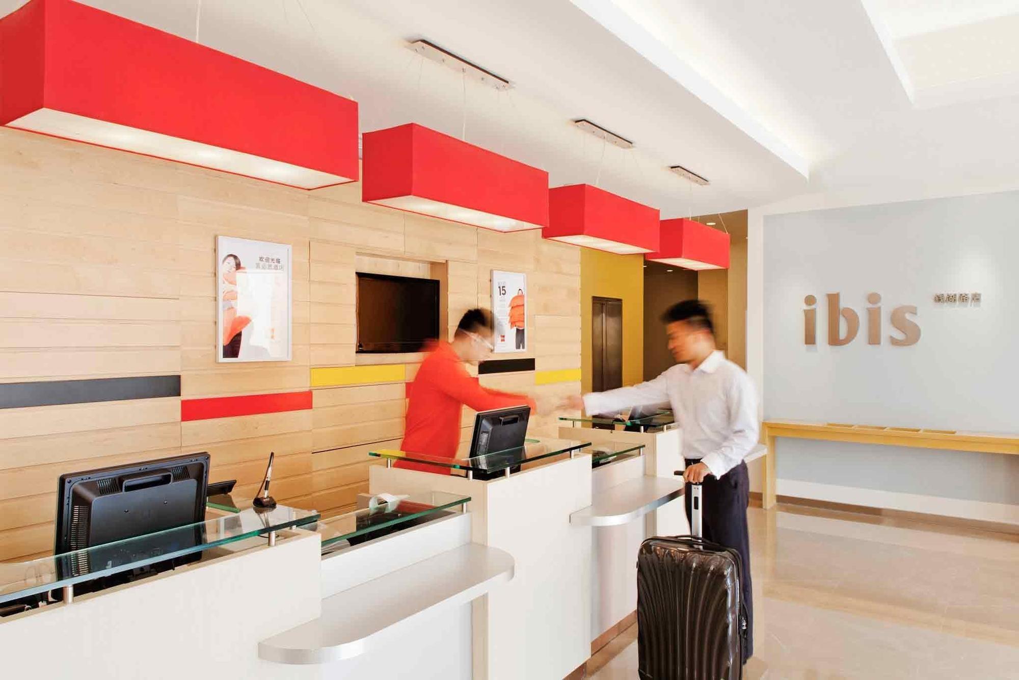 Ibis Ningbo Qianhu Plaza Hotel Zewnętrze zdjęcie